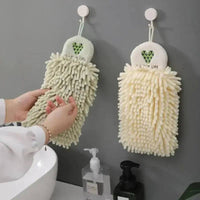 Quick-drying chenille hand towels in green and cream, ideal for kitchens or bathrooms, featuring ultra absorbent microfiber design.