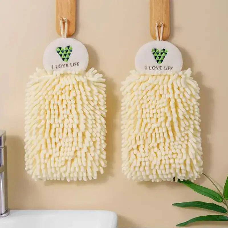 Quick-drying chenille hand towels hanging, ultra absorbent, soft texture, perfect for kitchen and bathroom use.